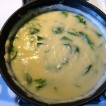 Cauliflower soup with spinach